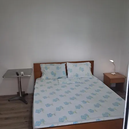 Apartment Miltos *